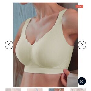 Seamless Cream Bra